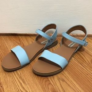 Lightly used blue leather Steve Madden sandals